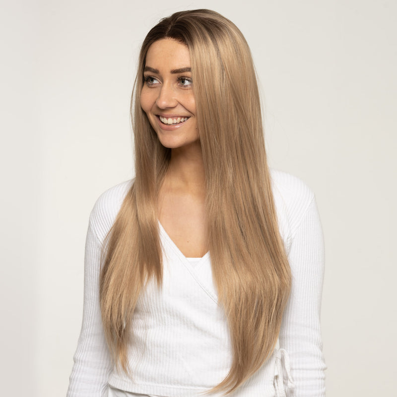 Emily - Paryk af syntetisk hår - 70 cm