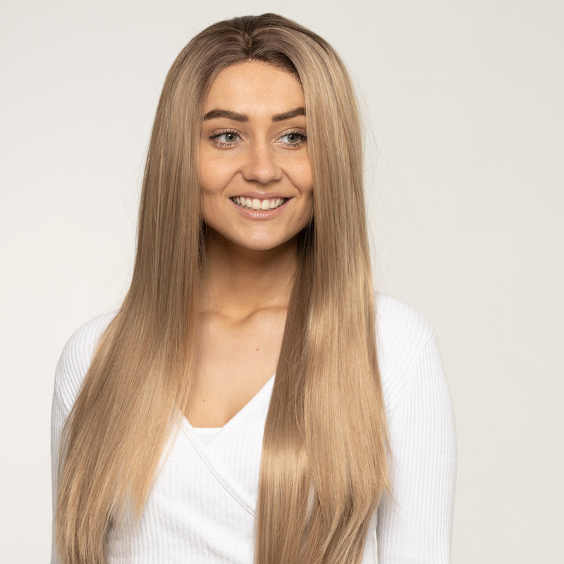 Emily - Paryk af syntetisk hår - 70 cm